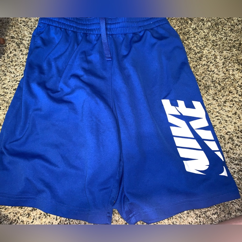 Boys nike shorts
